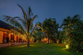 Отель The Bali Boarding House  Kuta